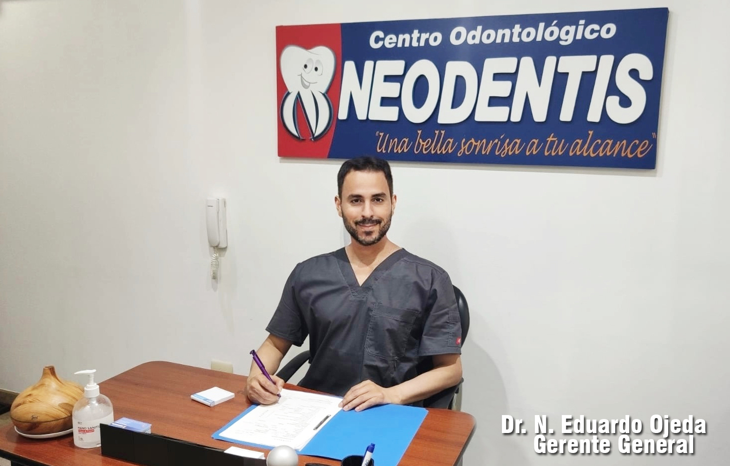 Dr. Neyellko Eduardo Ojeda Mercado – Odontólogo en Lima, especialista en Rehabilitación Oral
